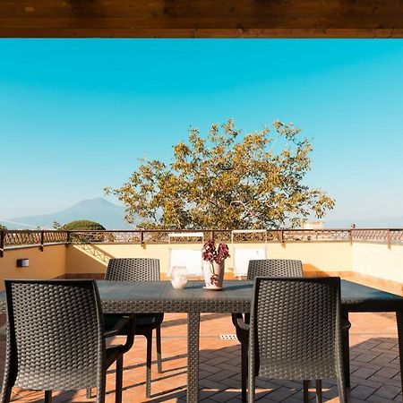 Villa Lucia Terrazza Panoramica Castellammare di Stabia Bagian luar foto