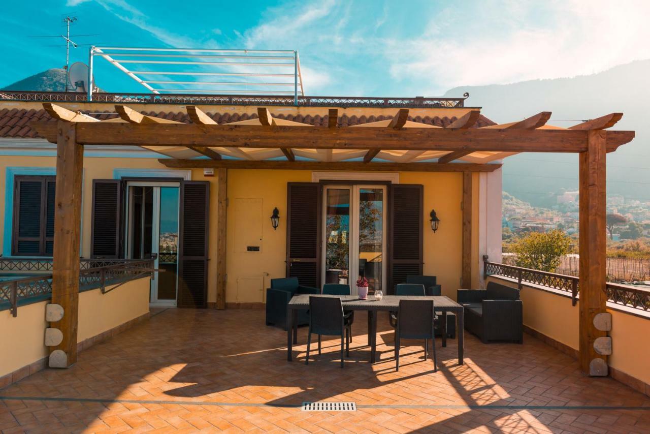 Villa Lucia Terrazza Panoramica Castellammare di Stabia Bagian luar foto