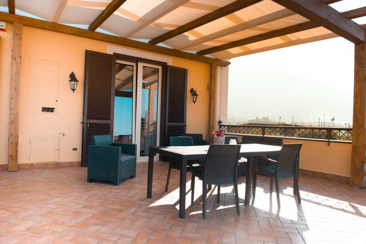 Villa Lucia Terrazza Panoramica Castellammare di Stabia Bagian luar foto